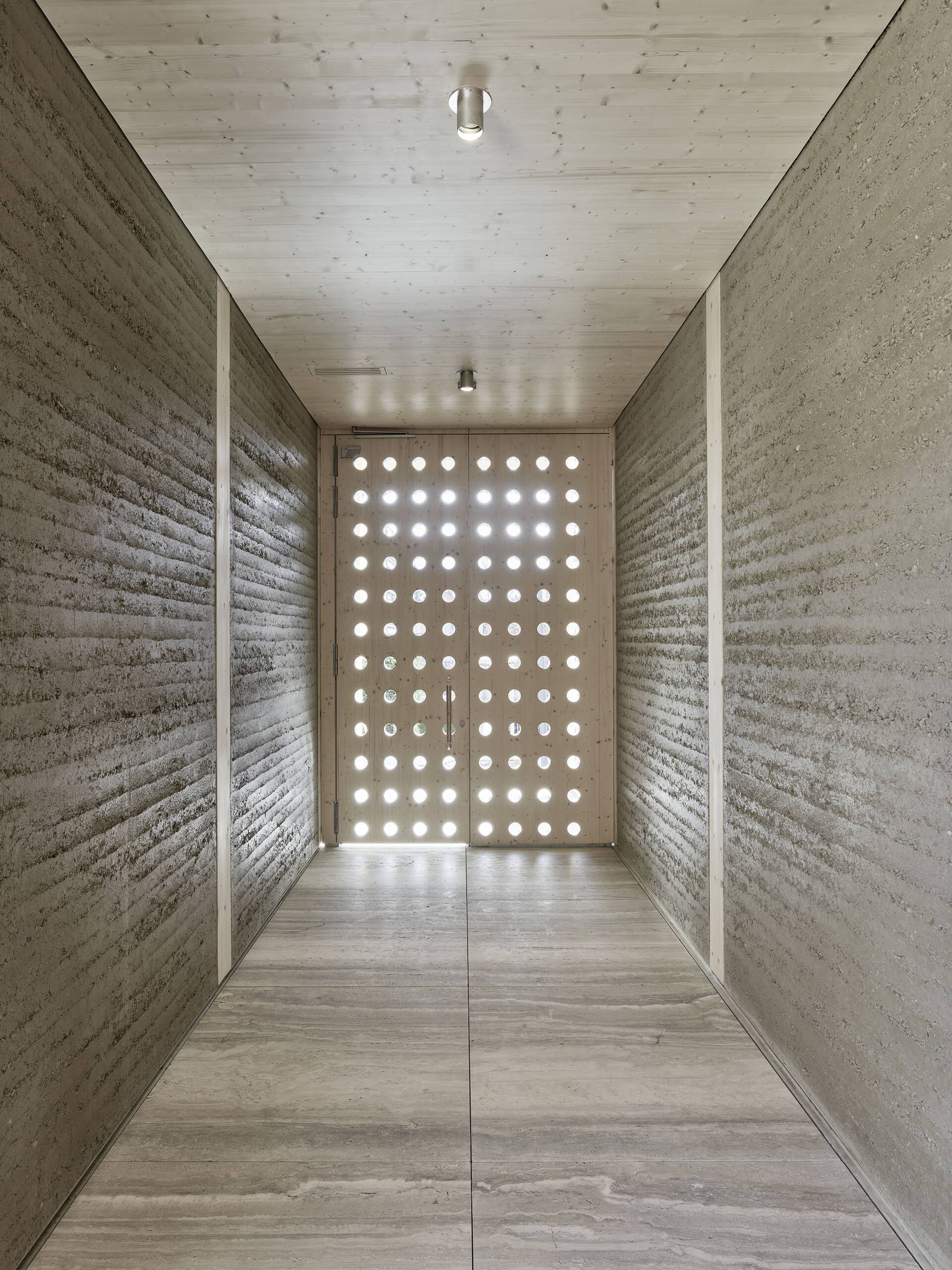 kusterfrey_albi_nussbaumer_abdankungshalle_24.03.2026_0248.jpg kusterfrey_albi_nussbaumer_abdankungshalle_24.03.2026_0248.jpg