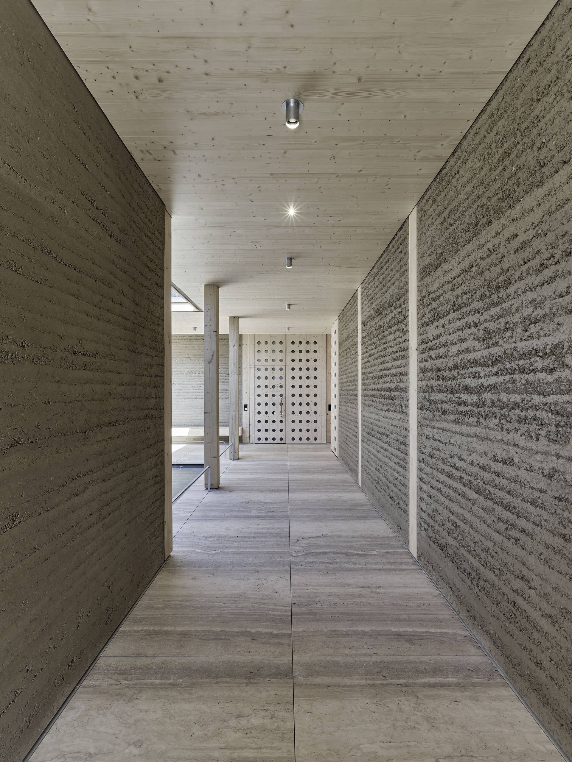 kusterfrey_albi_nussbaumer_abdankungshalle_24.03.2026_0126.jpg kusterfrey_albi_nussbaumer_abdankungshalle_24.03.2026_0126.jpg