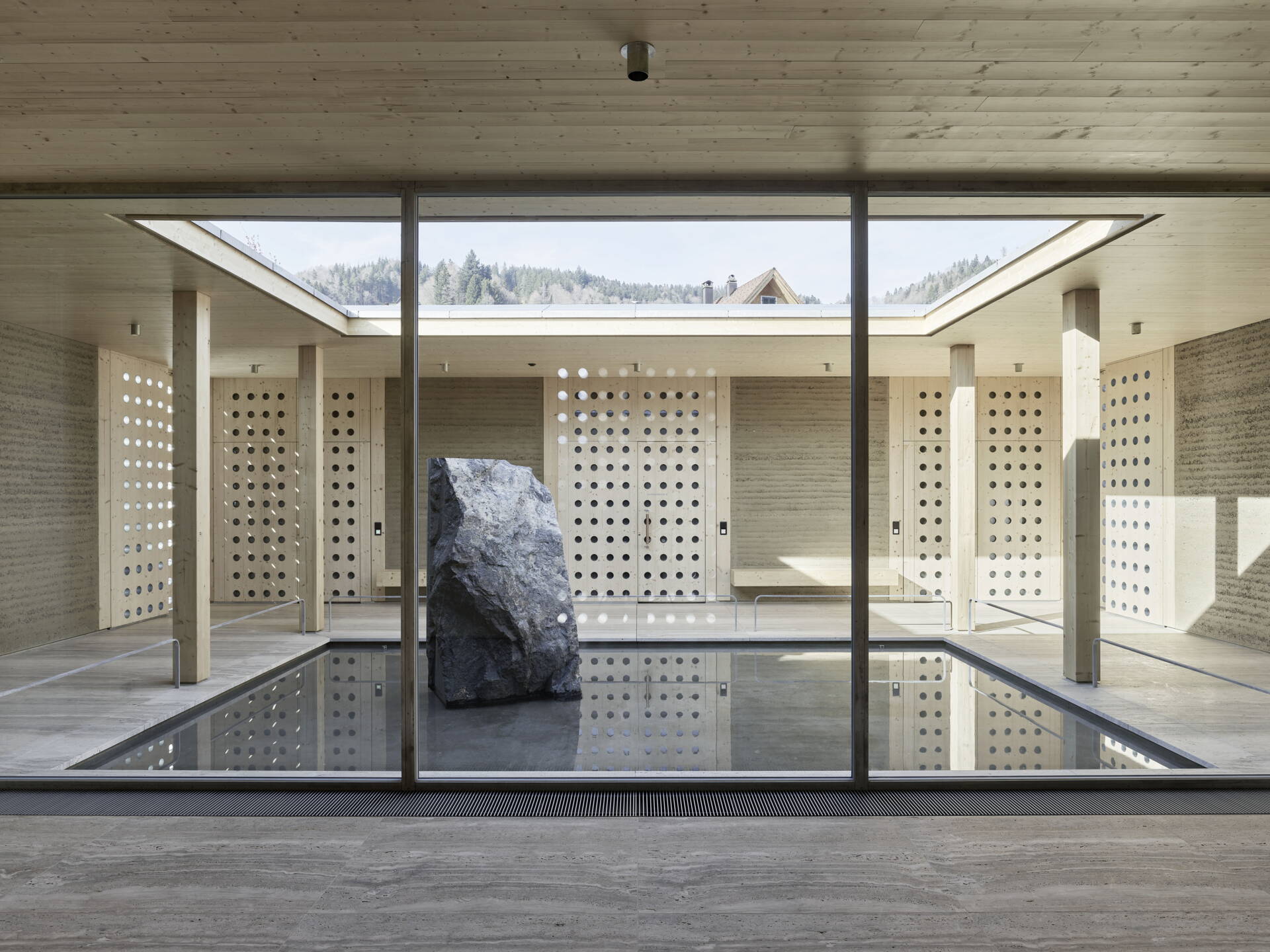 kusterfrey_albi_nussbaumer_abdankungshalle_24.03.2026_0396.jpg kusterfrey_albi_nussbaumer_abdankungshalle_24.03.2026_0396.jpg