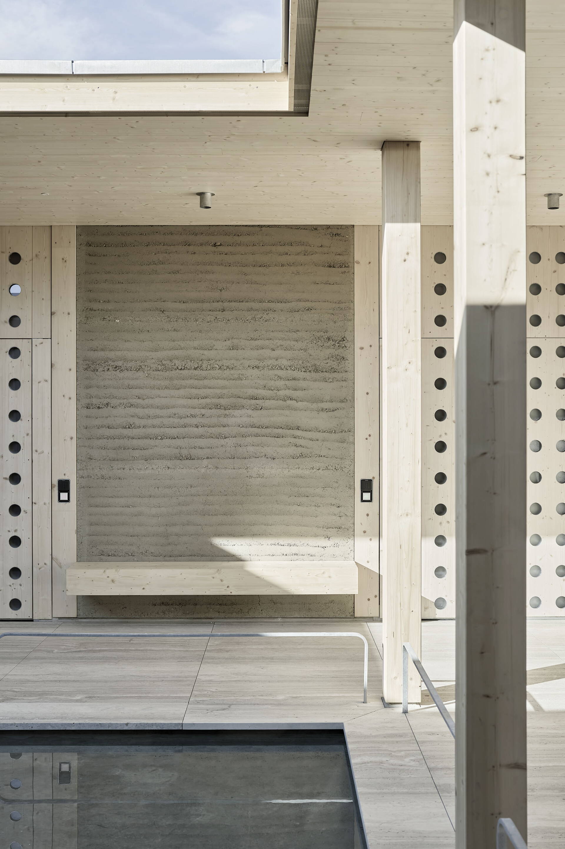 kusterfrey_albi_nussbaumer_abdankungshalle_l_24.03.2026_0237.jpg kusterfrey_albi_nussbaumer_abdankungshalle_l_24.03.2026_0237.jpg